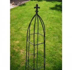 PF Gothic 6ft Obelisk